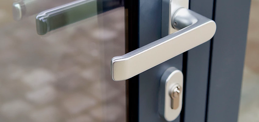 Broken Door Lock Cylinder Repair in Palm Desert, California