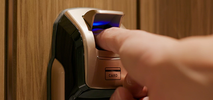 Locksmith Company For Window Lock Installation in Palm Desert, California