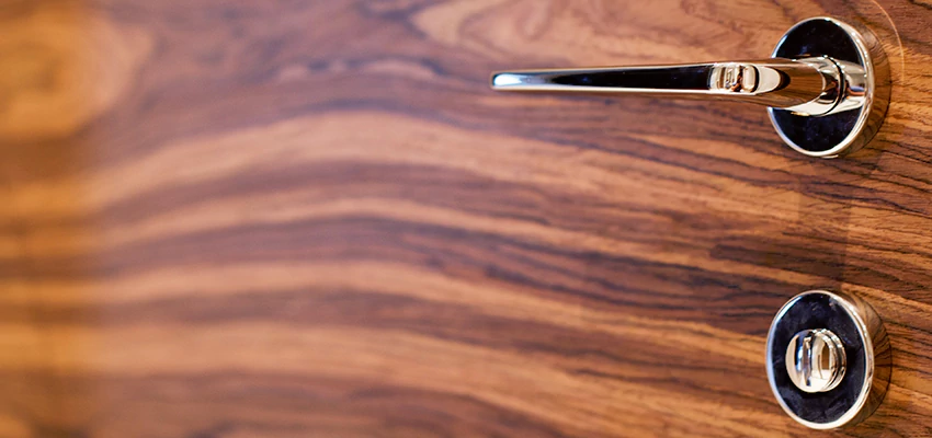 On Demand Locksmith For Key Fobs Repair in Palm Desert, California